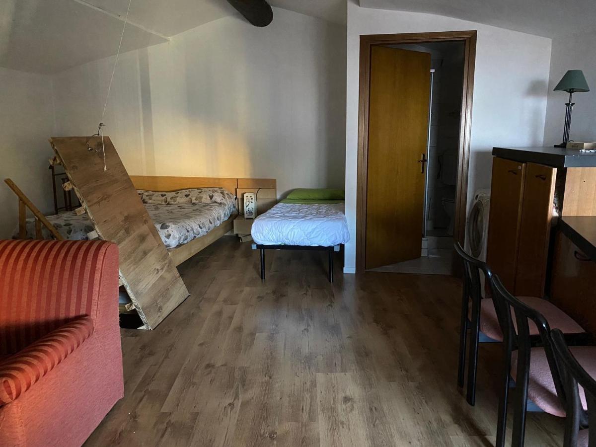 Pradalunga Lovely 1 Room Bedroom Loft, 20 Mins To Bgy Airport المظهر الخارجي الصورة